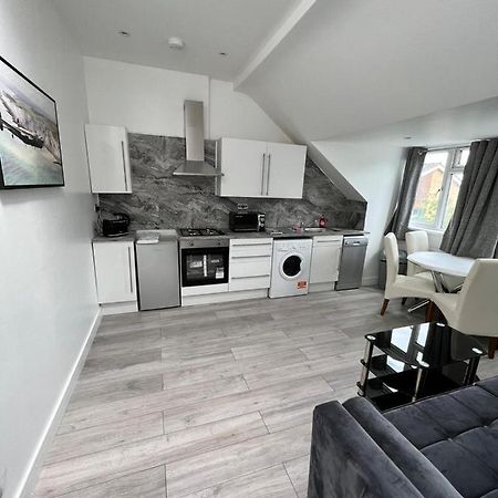 Lovely 2 Bedroom Flat With Roof Terrace In London Nw6 Exteriér fotografie