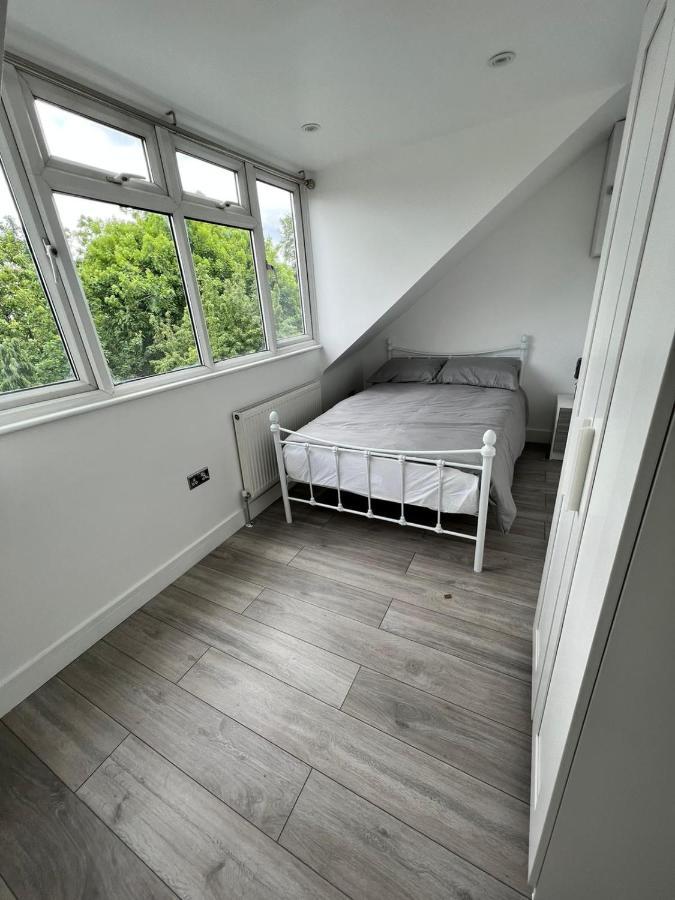 Lovely 2 Bedroom Flat With Roof Terrace In London Nw6 Exteriér fotografie