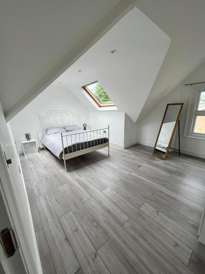 Lovely 2 Bedroom Flat With Roof Terrace In London Nw6 Exteriér fotografie